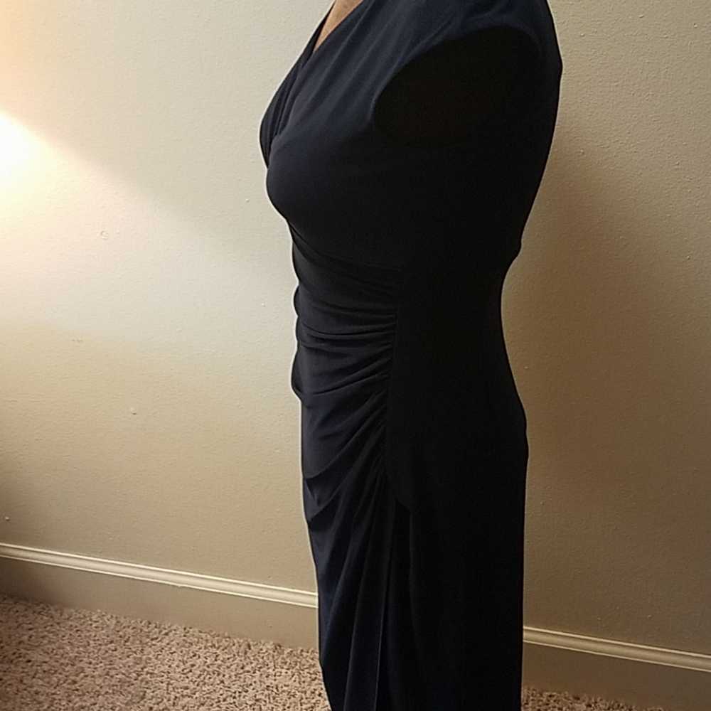 Dress - Picture 4 of 5
